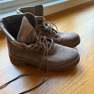 Timberland Women’s Premium 6-inch Waterproof Boots - Beige Suede